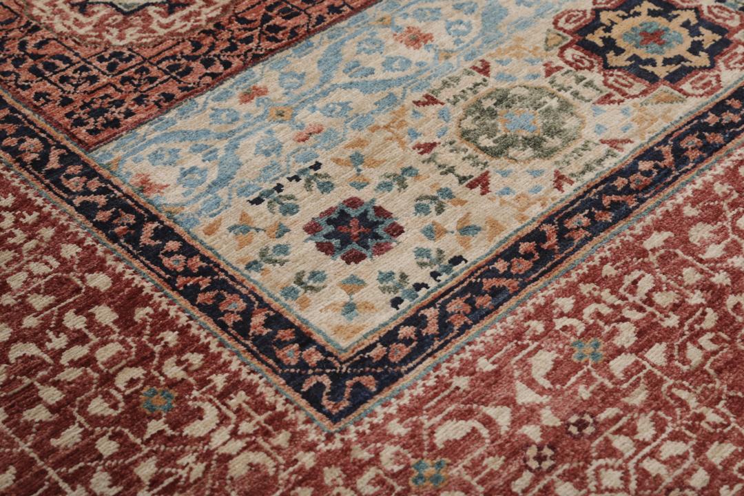 Håndknyttet Mamluk-tæppe fra Afghanistan i røde og beige nuancer
