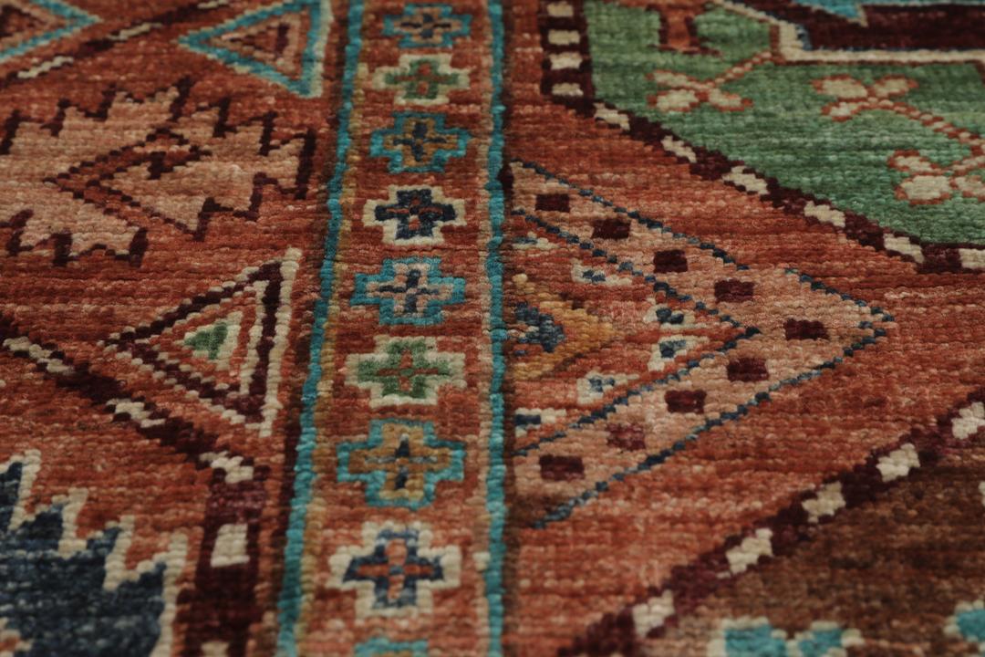 Handgeknoopte Afghaanse loper in rood met geometrische motieven
