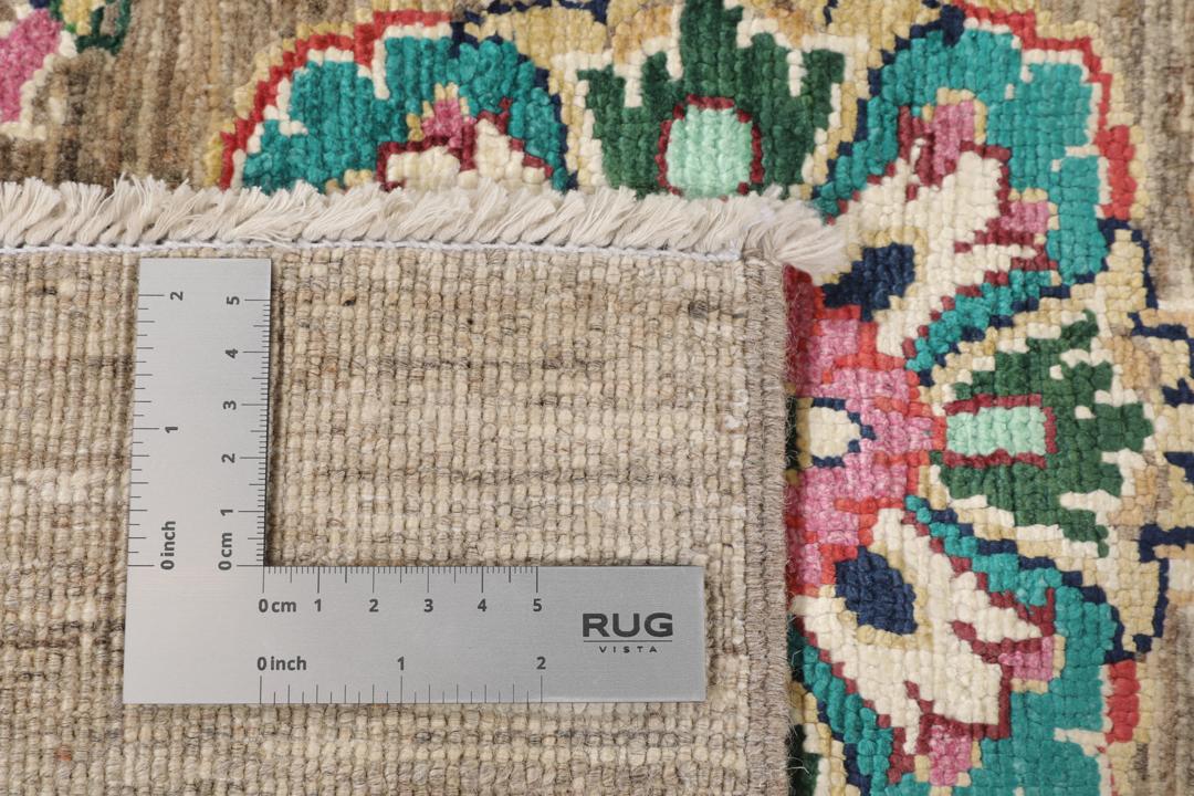 Håndknyttet Ziegler Ariana-tæppe fra Afghanistan med blomsterdesign på en beige bund.