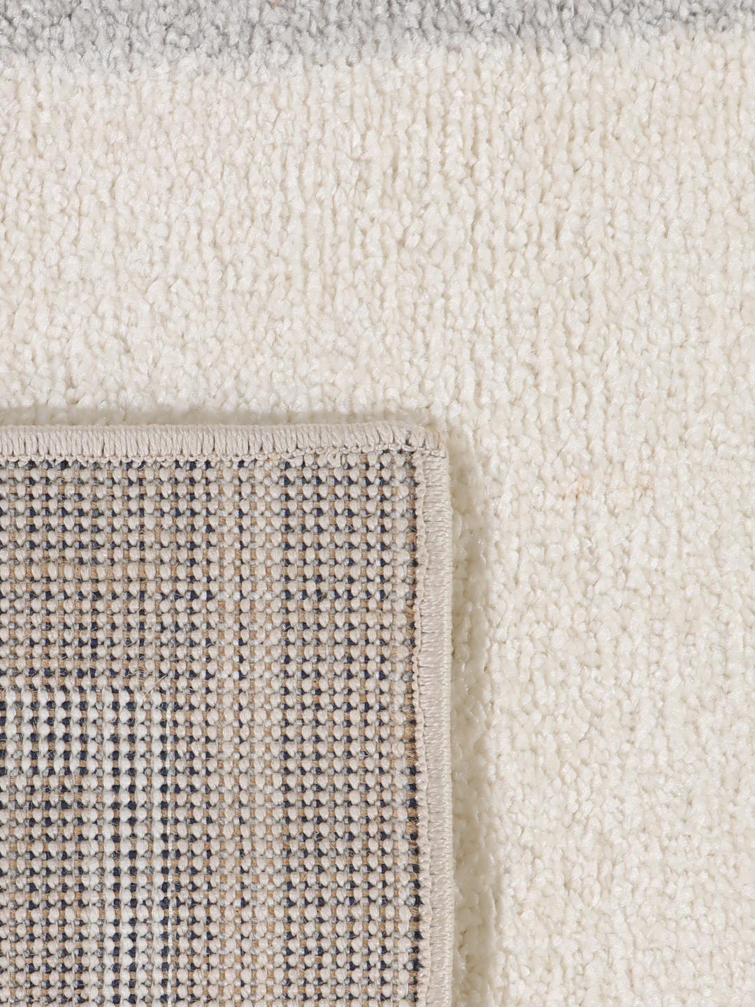 
    Moma - Beige - 160 x 230 cm
  