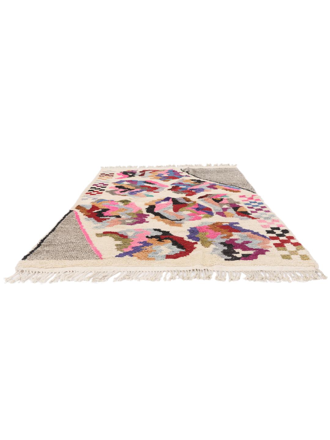 Handgeknoopt Marokkaans tapijt met kleurrijke abstracte motieven op een crèmekleurige achtergrond