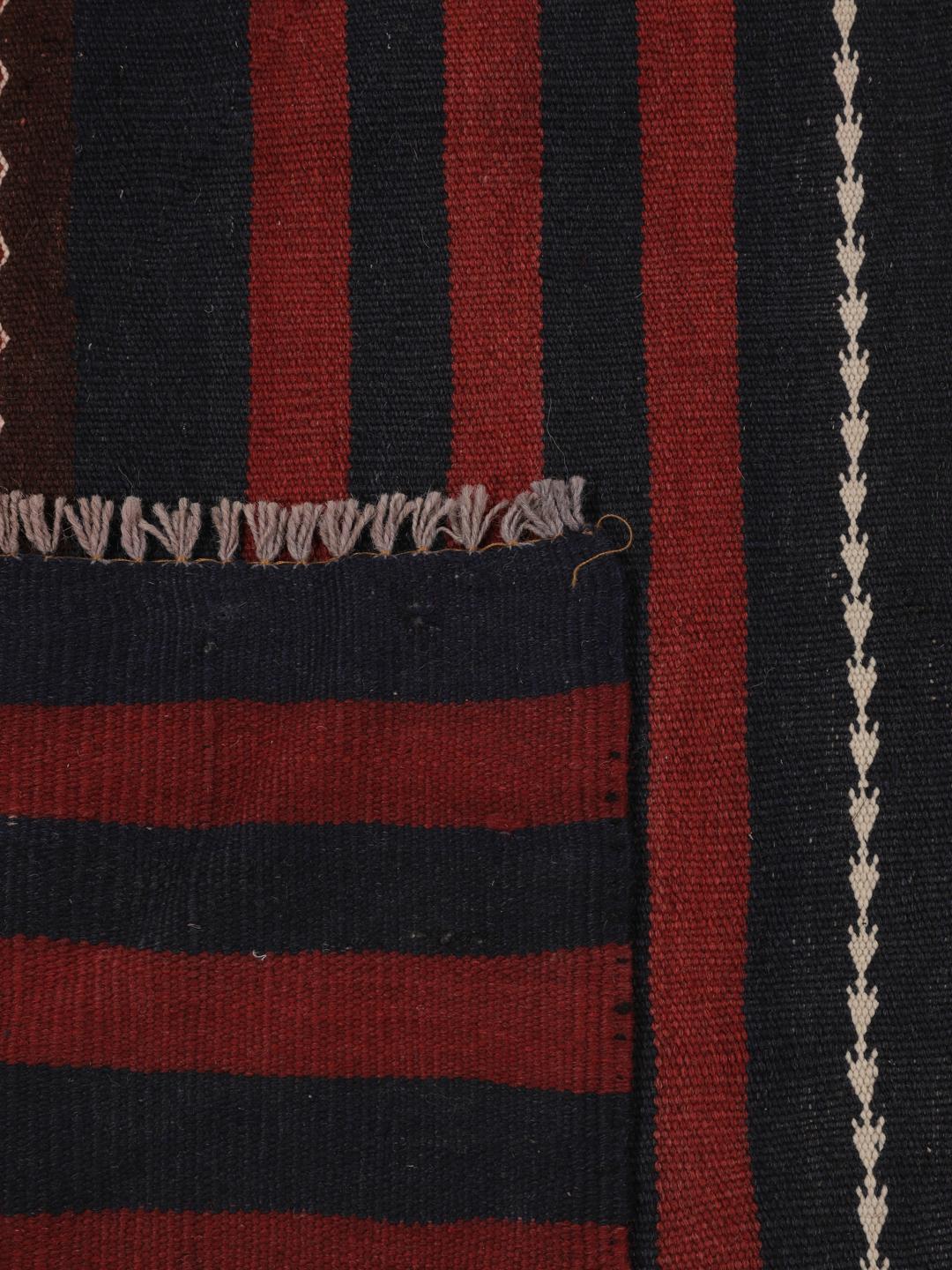 Vintage afghansk kelim-løber med stribet mønster i rødt og sort