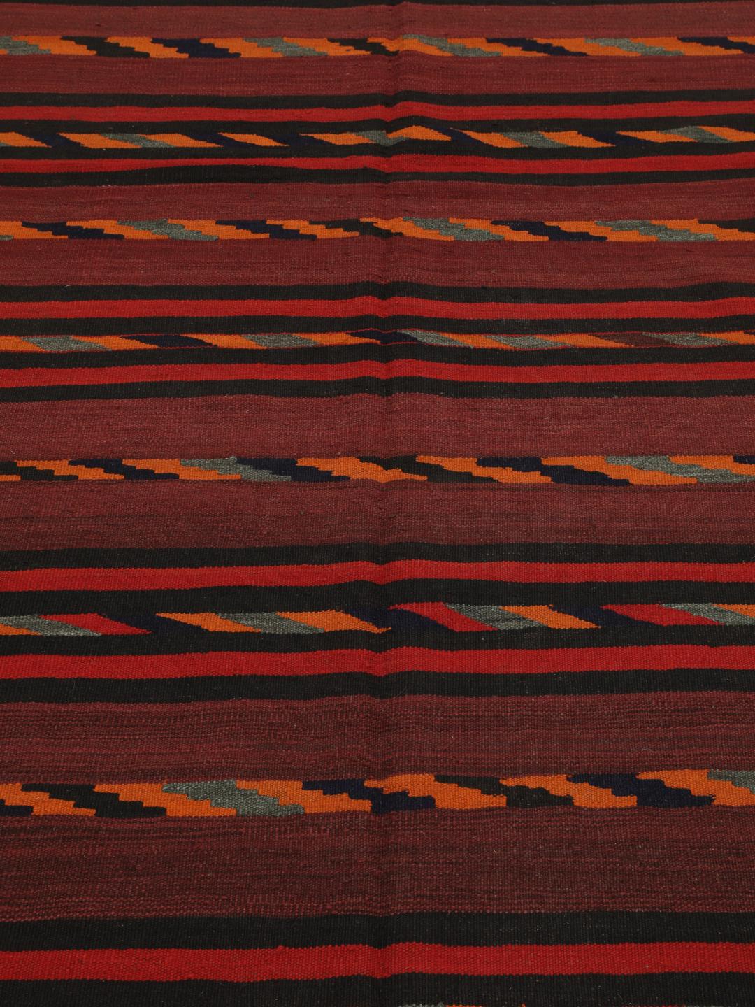 Tapis de couloir vintage afghan tissé à la main avec un motif à rayures rouges et noires