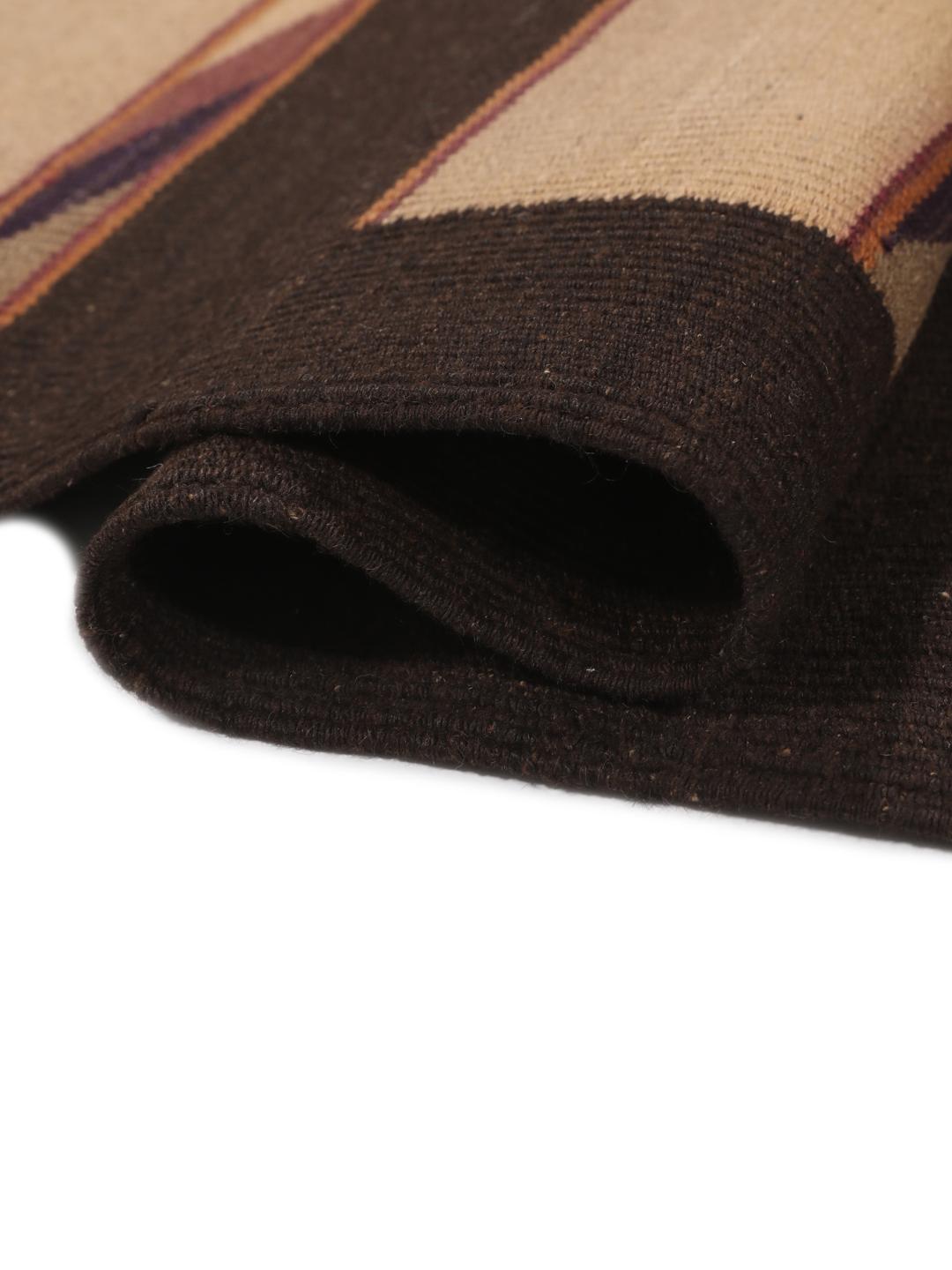Tapis kelim vintage afghan tissé à la main avec des rayures noires et beiges