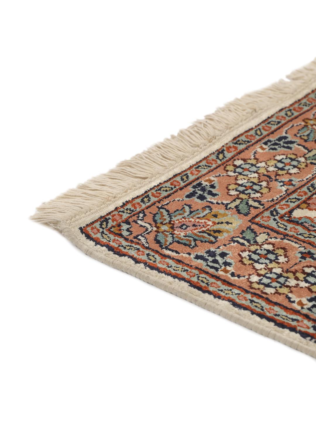 Håndknyttet Kashmir silkeløber i beige med indviklede blomstermønstre fra Indien