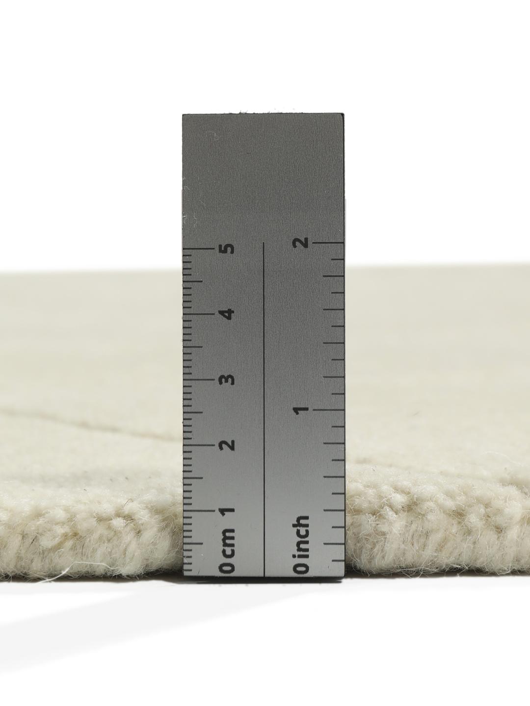 White Labyrinth Rug Texture Rugvista core - Labyrinth - Off White 250 x 350 cm Wool Rug - Rugvista