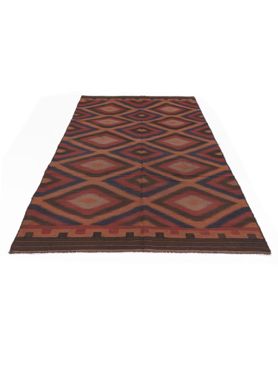 Tapis couloir kelim vintage afghan tissé à la main dans des tons rouges et sombres avec un motif en losanges