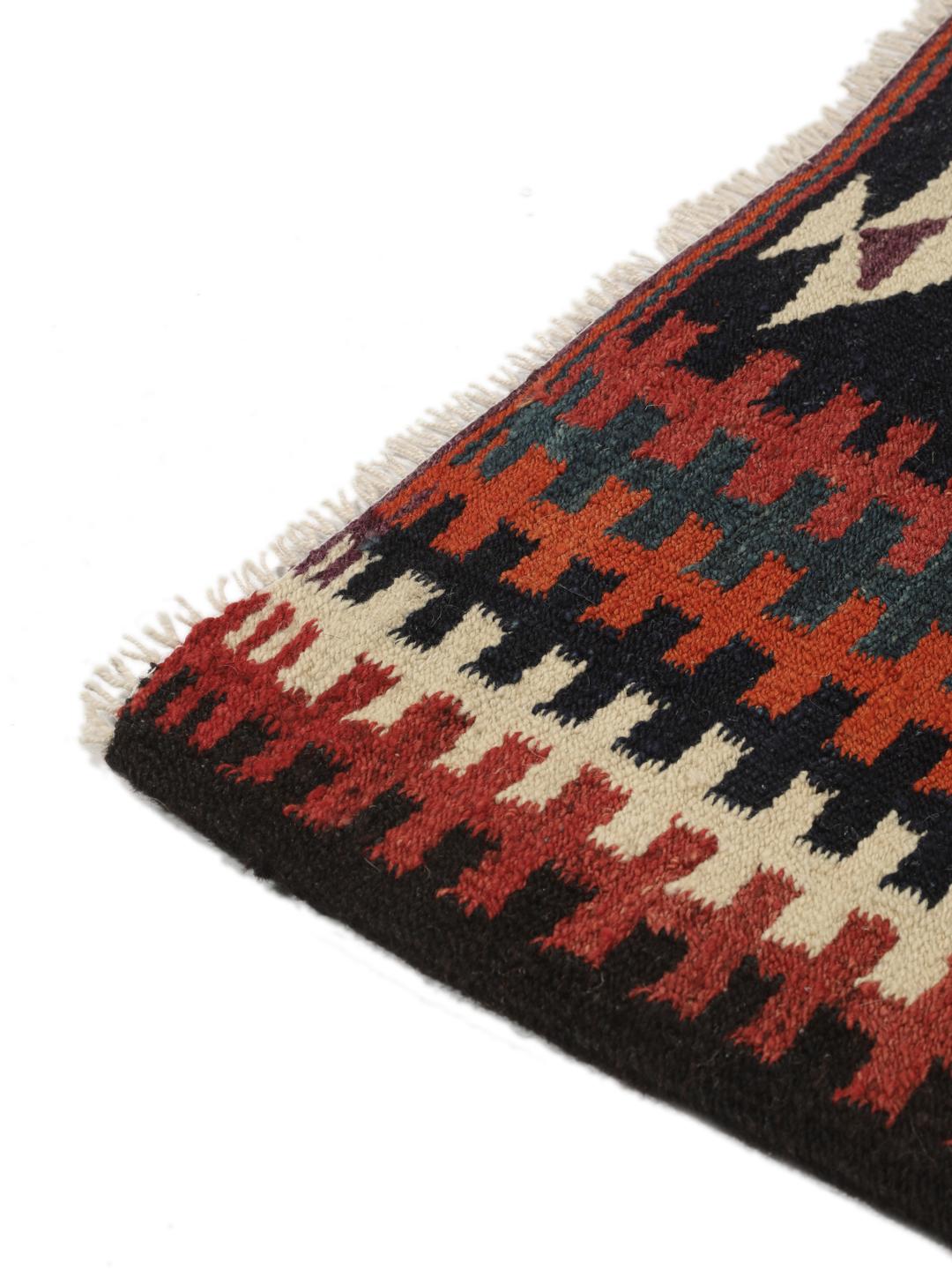 Vintage Kelim-tapijt uit het Midden-Oosten in veelkleurig met geometrische patronen