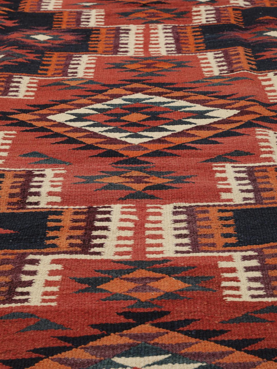 Vintage Kelim-tapijt uit het Midden-Oosten in veelkleurig met geometrische patronen