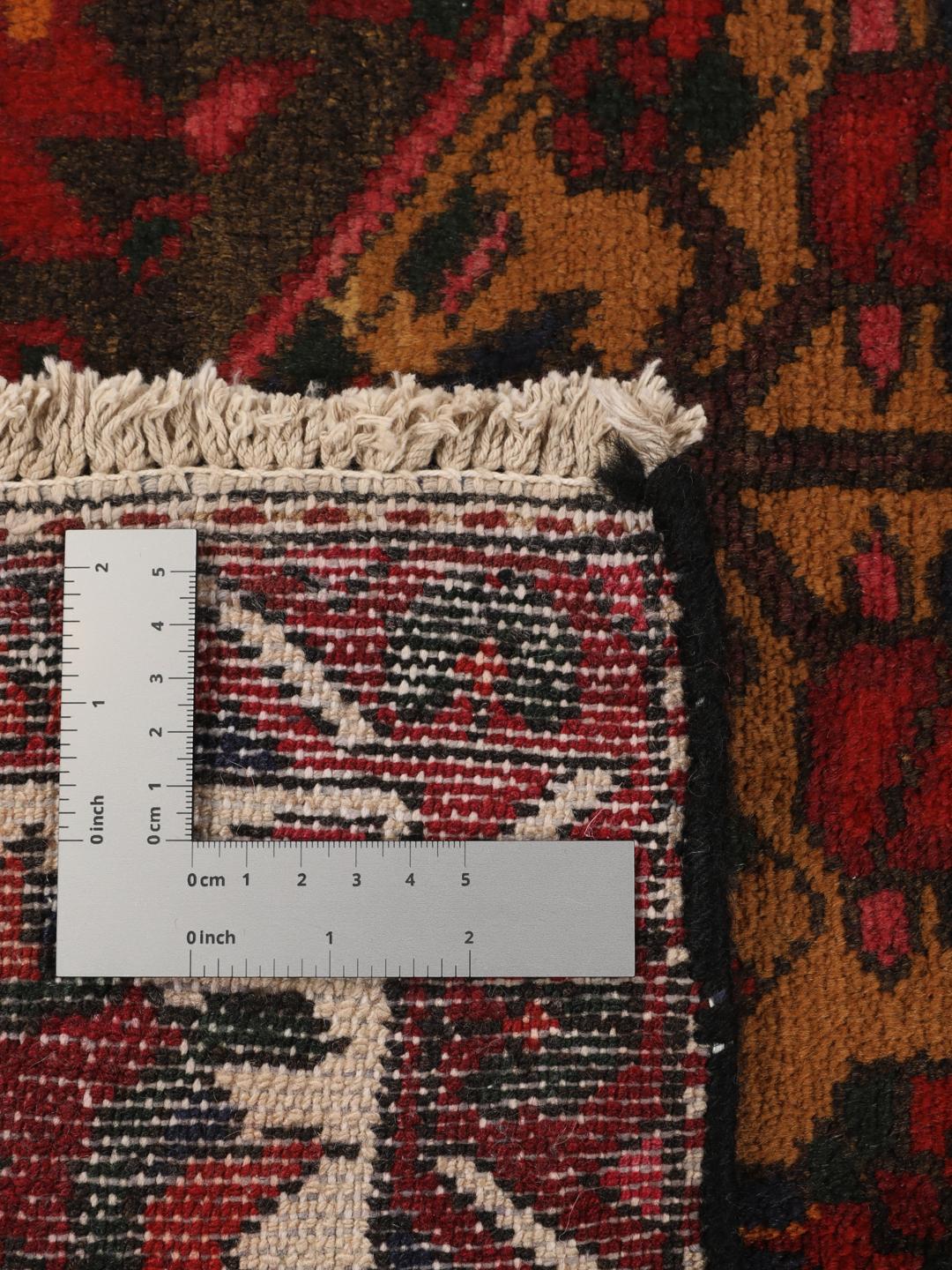 Hand-knotted Middle Eastern Bakhtiari rug in dark-red and cream tones