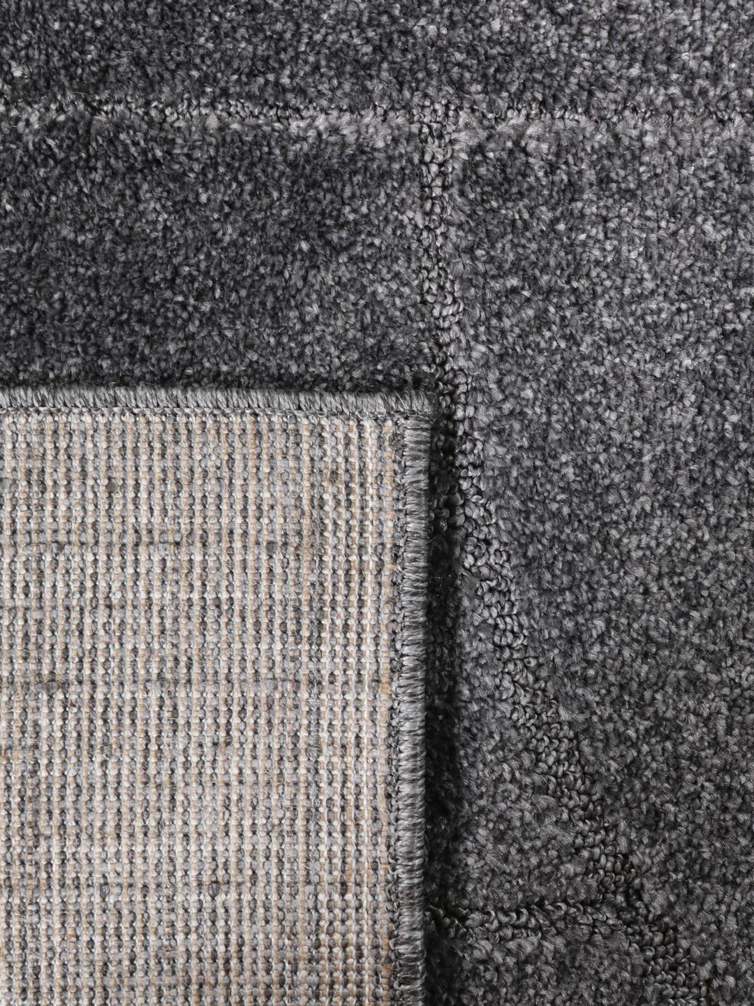 
    Mylla - Dark grey - 160 x 230 cm
  