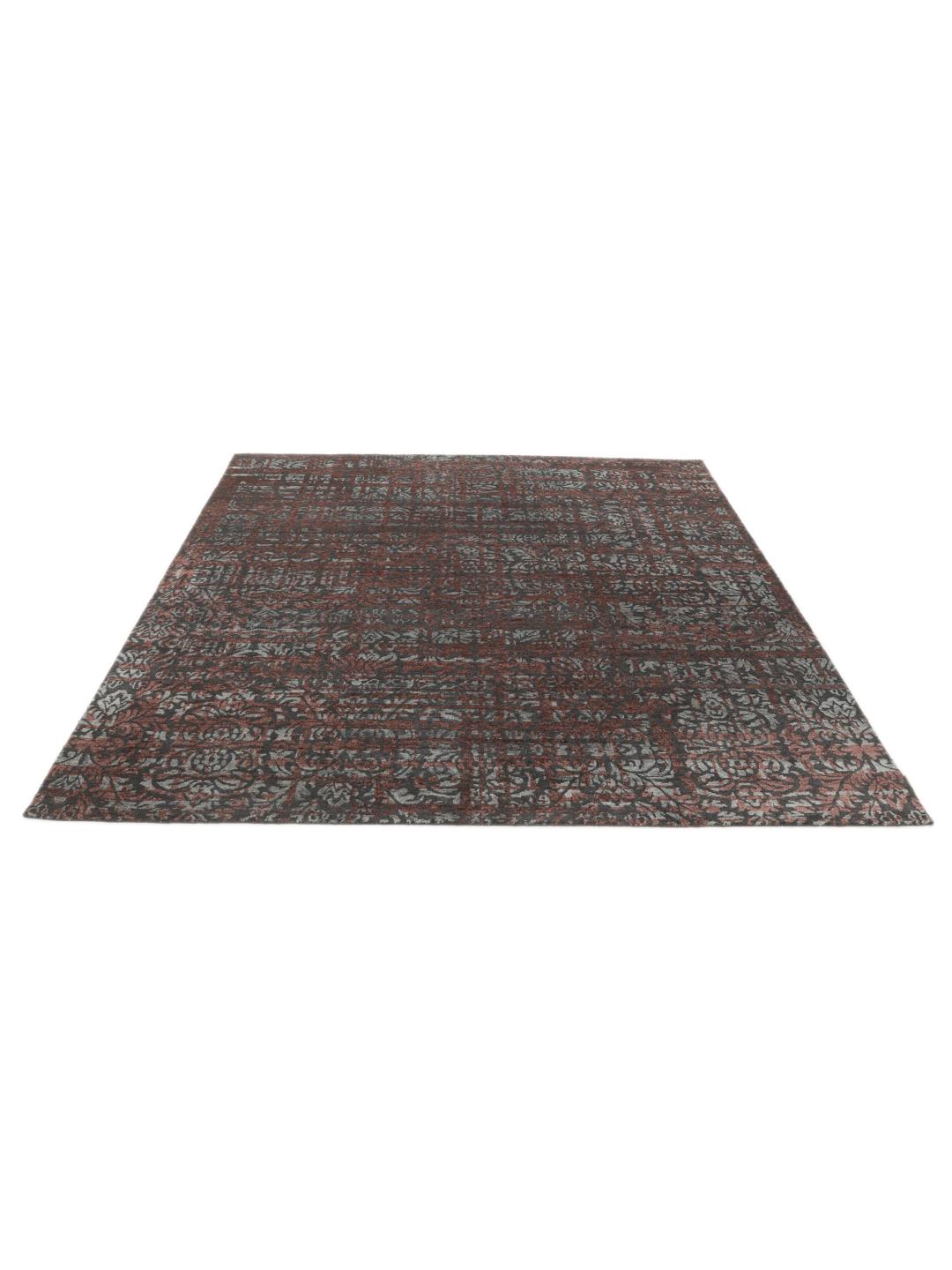 Modern handgeknoopt tapijt uit India met een donkerrood en donkergrijs patroon