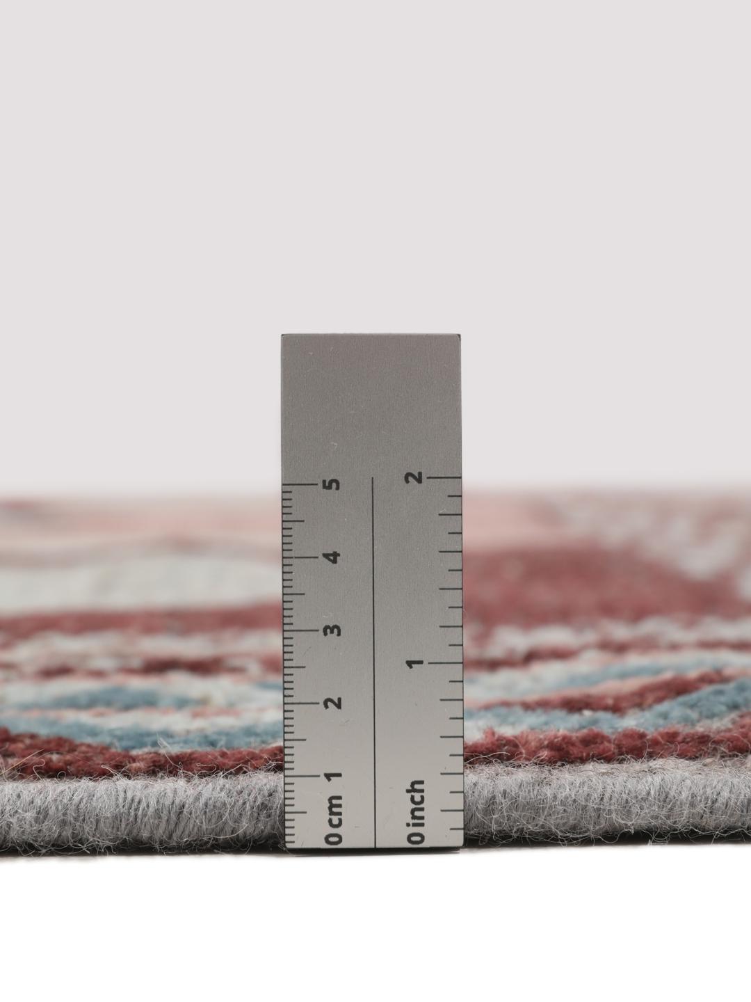 Modern handgeknoopt tapijt uit India met geometrische patronen in multicolor Wool.