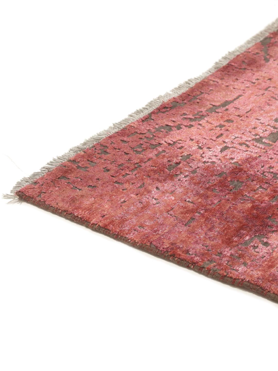Handgeknoopt Contemporary Design tapijt uit India in donkerrood en donkergrijs