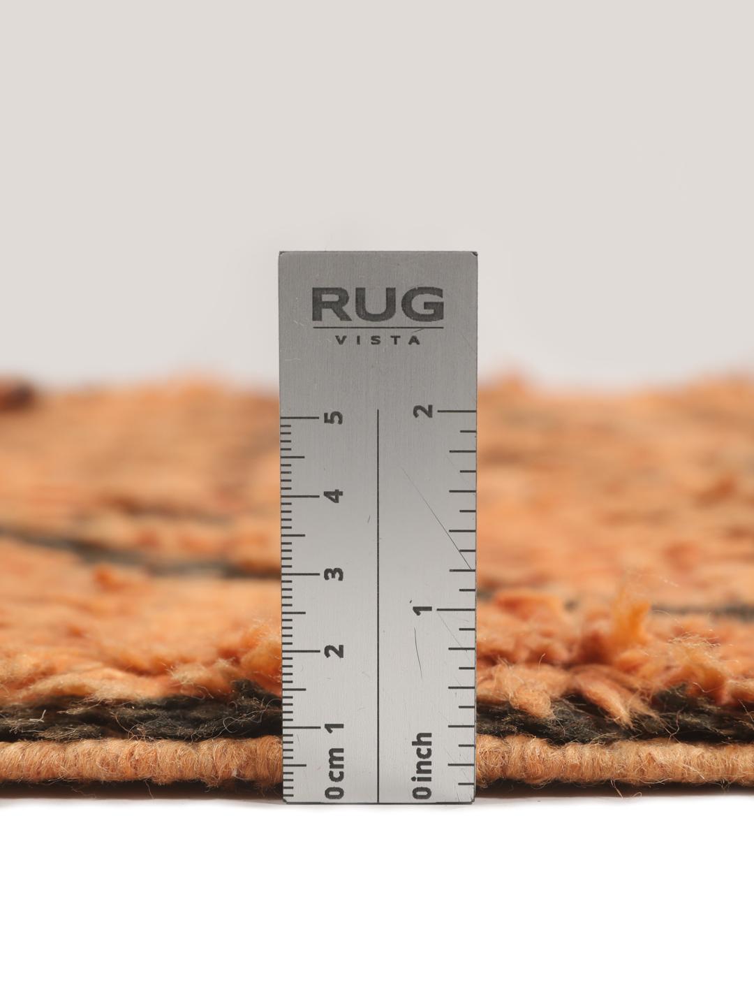 Vintage handgefertigter marokkanischer Beni Ourain Teppich mit Rautenmuster in Orange und Schwarz