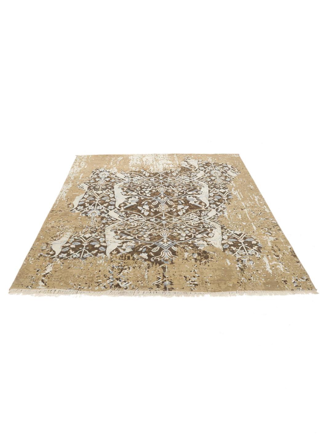 Håndknyttet moderne tæppe fra Indien med et slidt blomstermønster i beige, brun og blå.