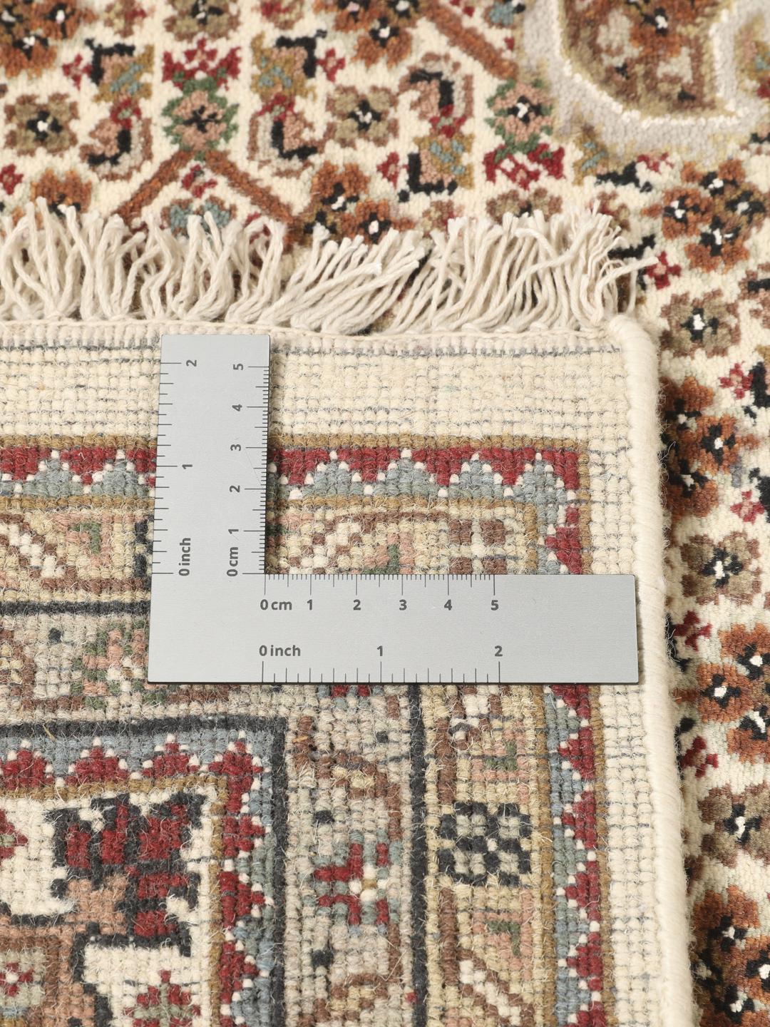 Ręcznie wiązany dywan Tabriz z Indii w brązowych odcieniach