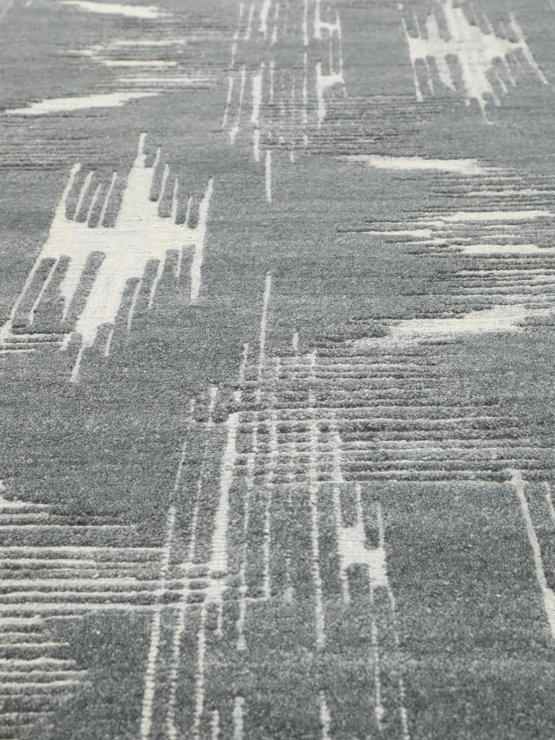 Modern grijs en wit handgeknoopt vloerkleed met geometrisch patroon uit India
