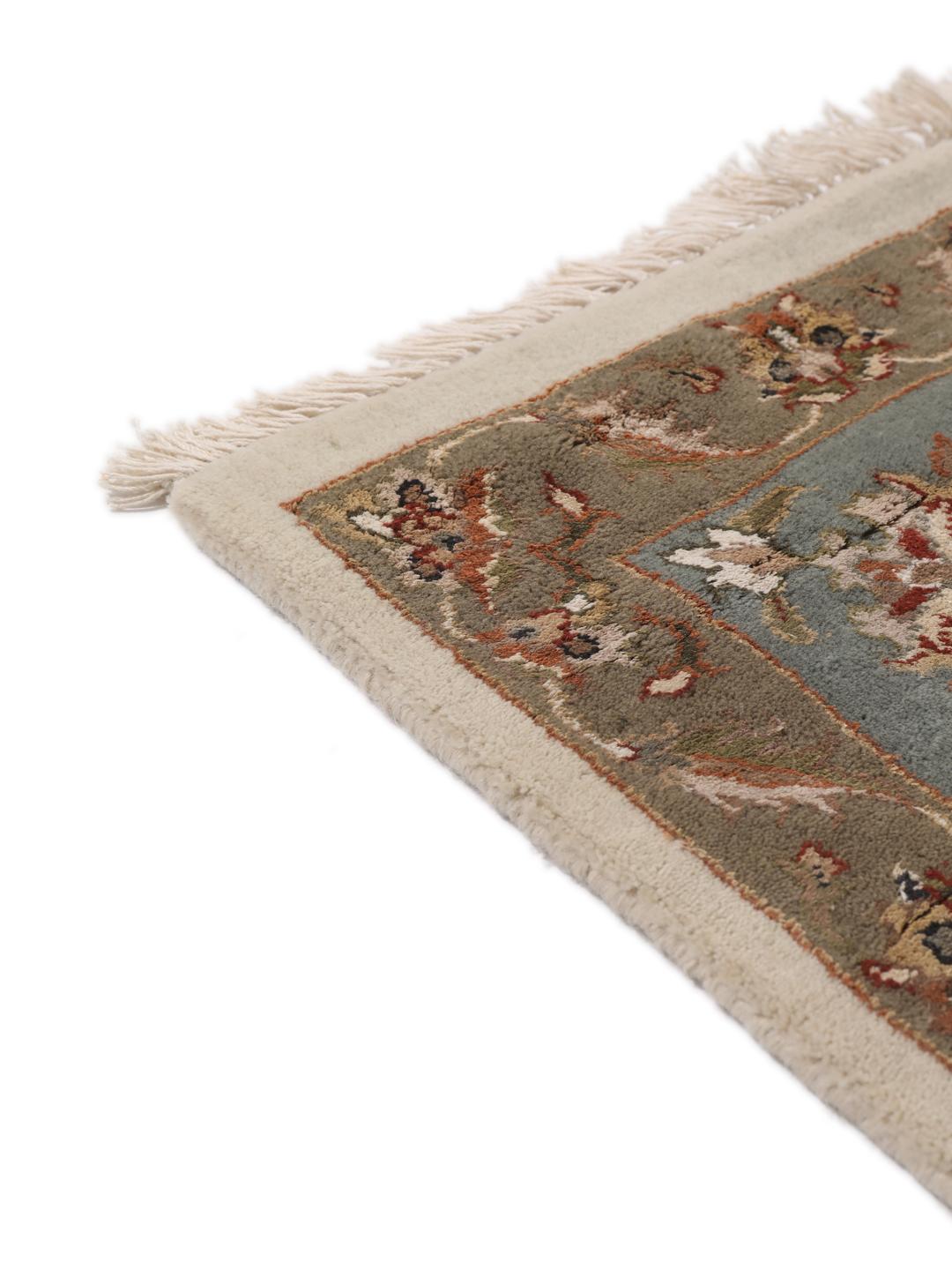 
    Sarough American - Braun / Orange - 242 x 243 cm
  