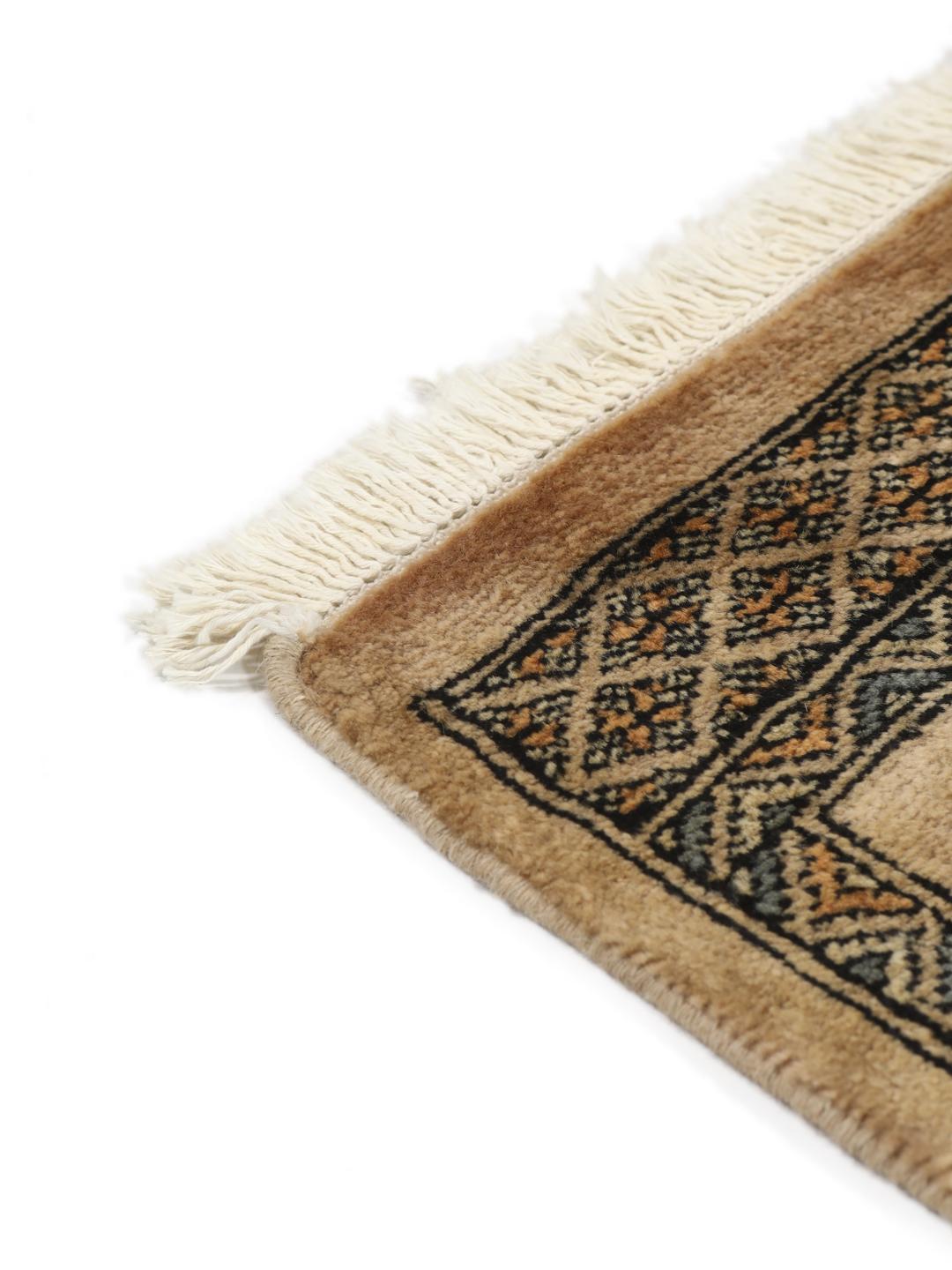 Hand-knotted Pakistan Bokhara rug with beige background and medallion patterns