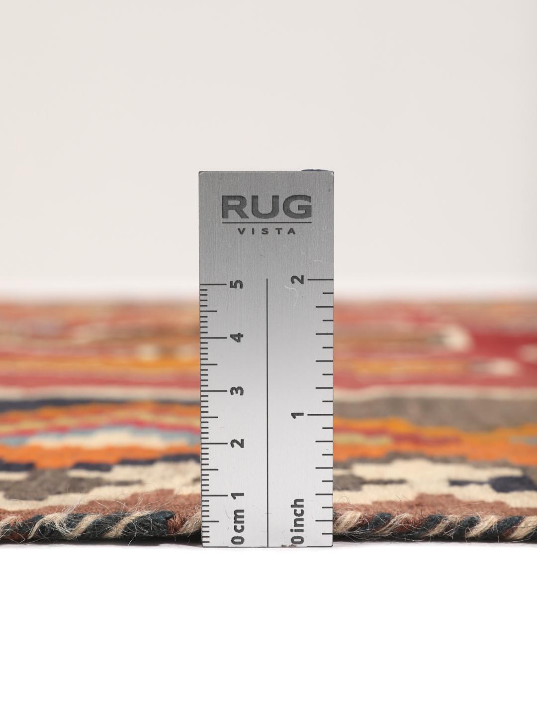 Tapis Kilim vintage tissé à la main du Moyen-Orient en laine multicolore