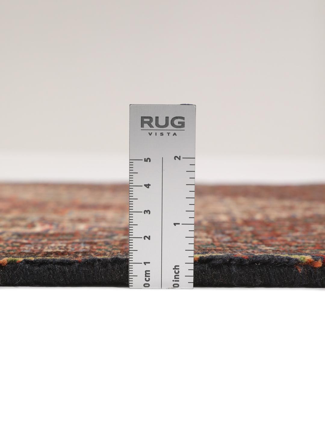 Handgeknüpfter dunkelroter und blauer Teppich aus dem Mittleren Osten