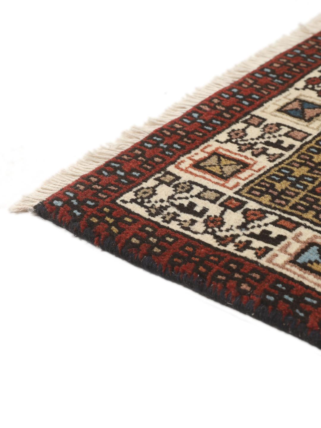 Handgeknoopte Ardebil wollen loper met geometrische medaillons in rode en blauwe tinten