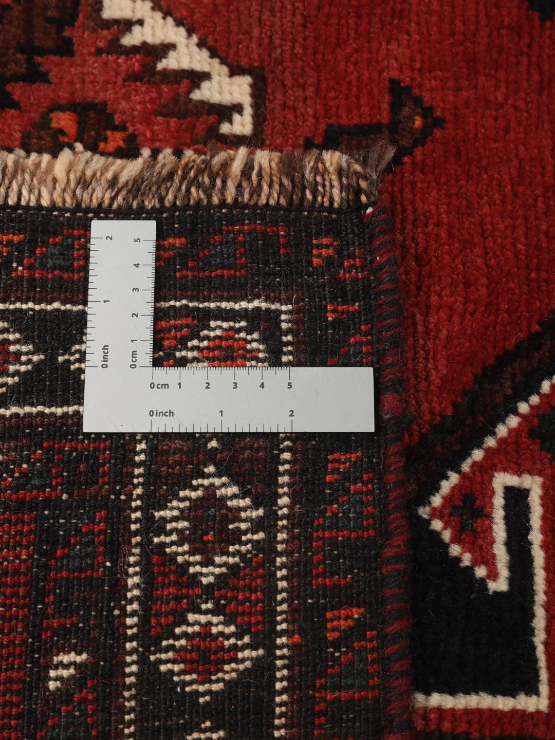 Handgeknoopt rood Shiraz-tapijt met geometrische tribale motieven