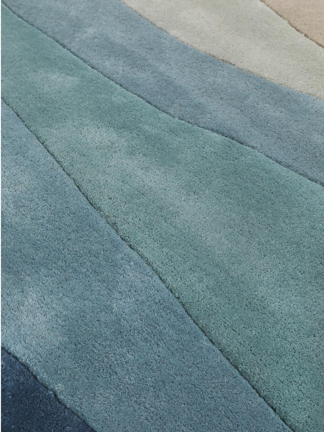 
    Feeling Handtufted - Blue - Ø 200 cm
  