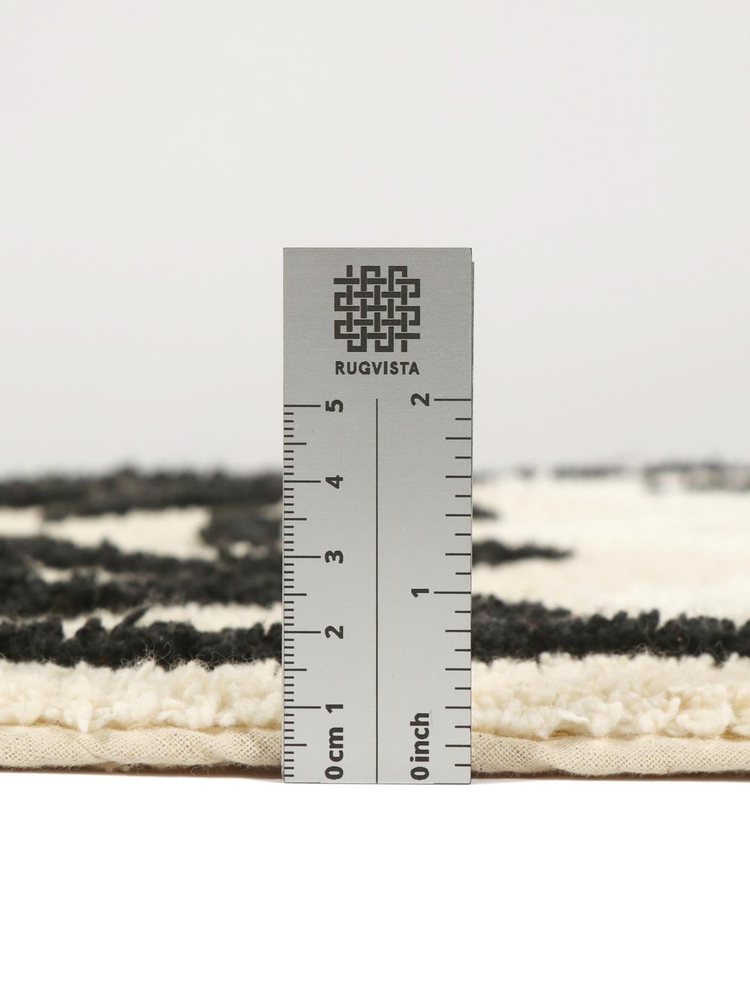 Tapis de bain en blanc naturel