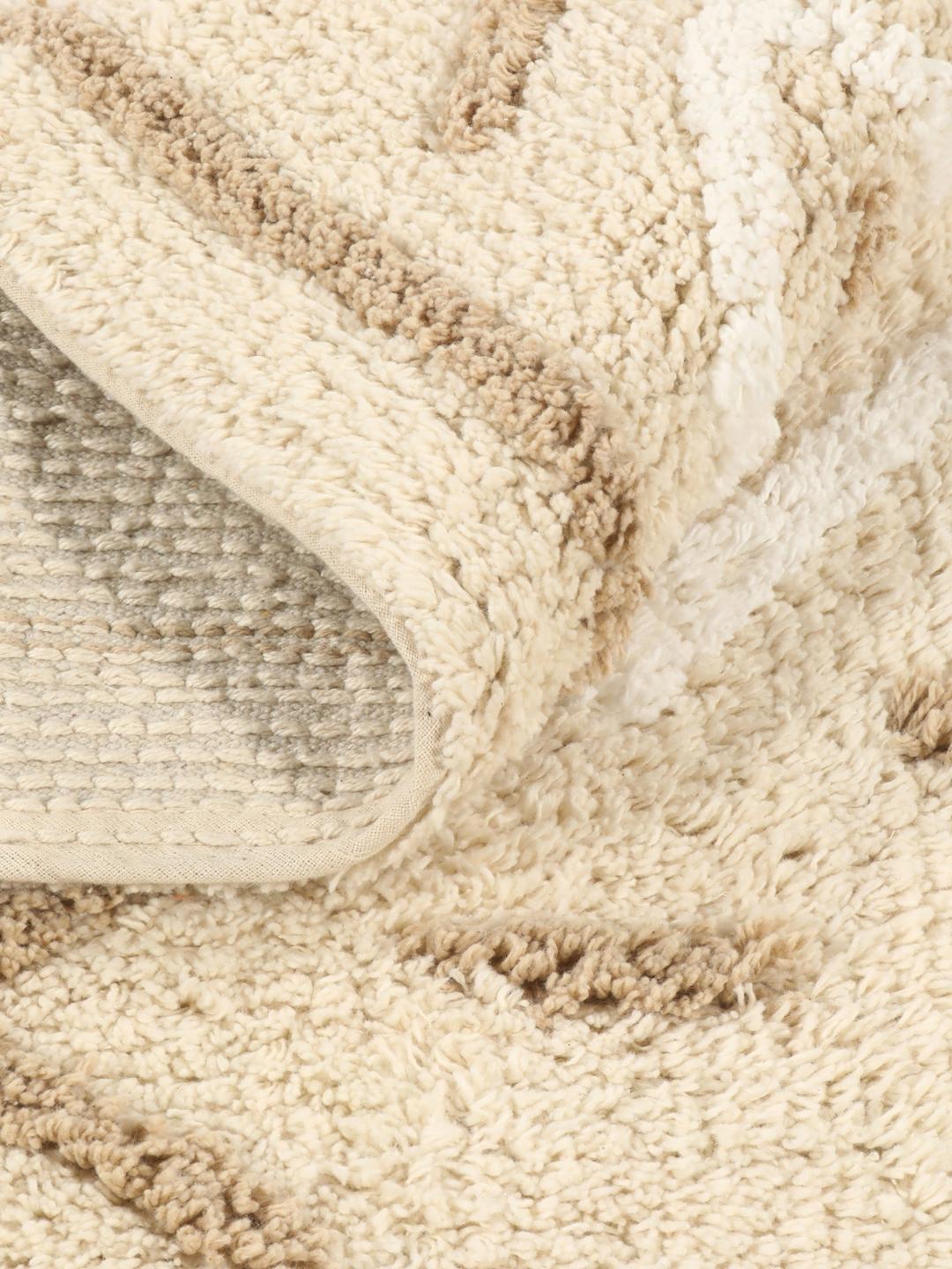 Atlantis bademåtte i beige med geometrisk mønster