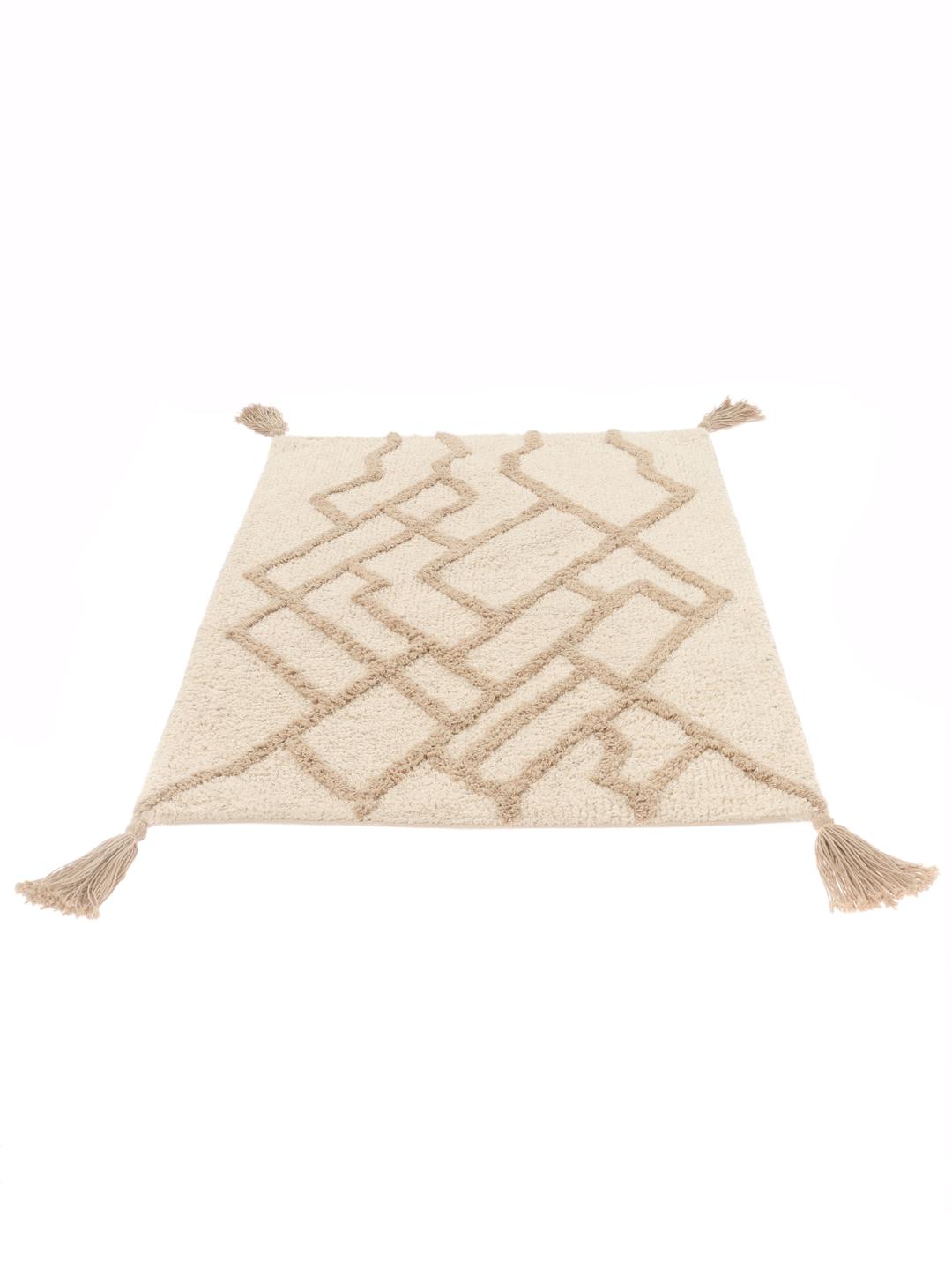 Beige badeværelsesmåtte med geometrisk design og kvaster