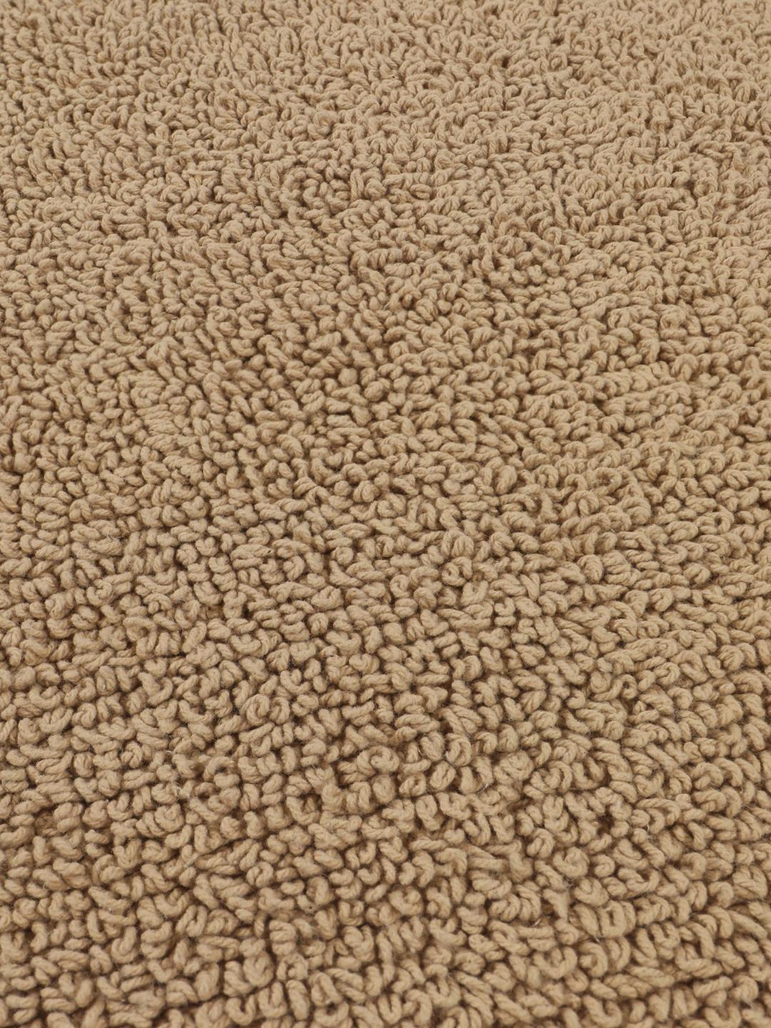 Beige bademåtte med frynsedetaljer