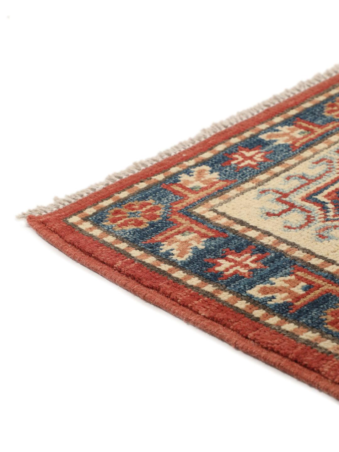 Covor Kazak înnodat manual din Afganistan cu un design geometric roșu și bej