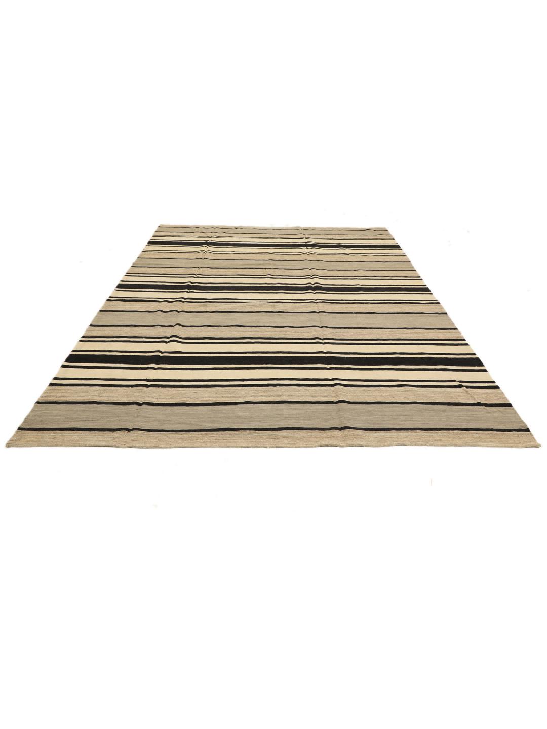 Handgeweven Kilim-tapijt uit het Midden-Oosten met streeppatroon in beige, grijs en zwart
