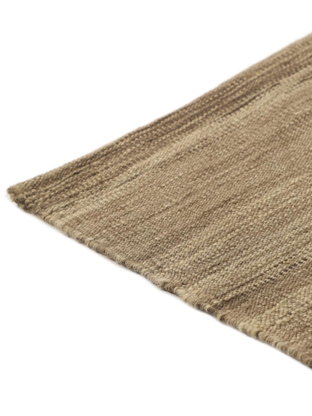 Håndvævet Kilim-tæppe fra Afghanistan i brune nuancer med stribede mønstre