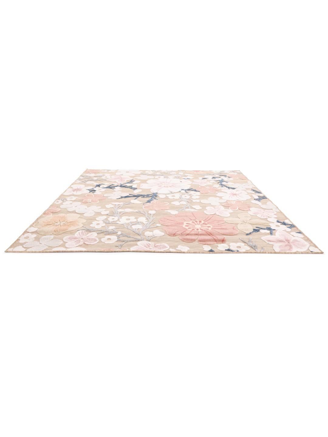 Kvadratisk beige og rosa tæppe med et blomstermønster