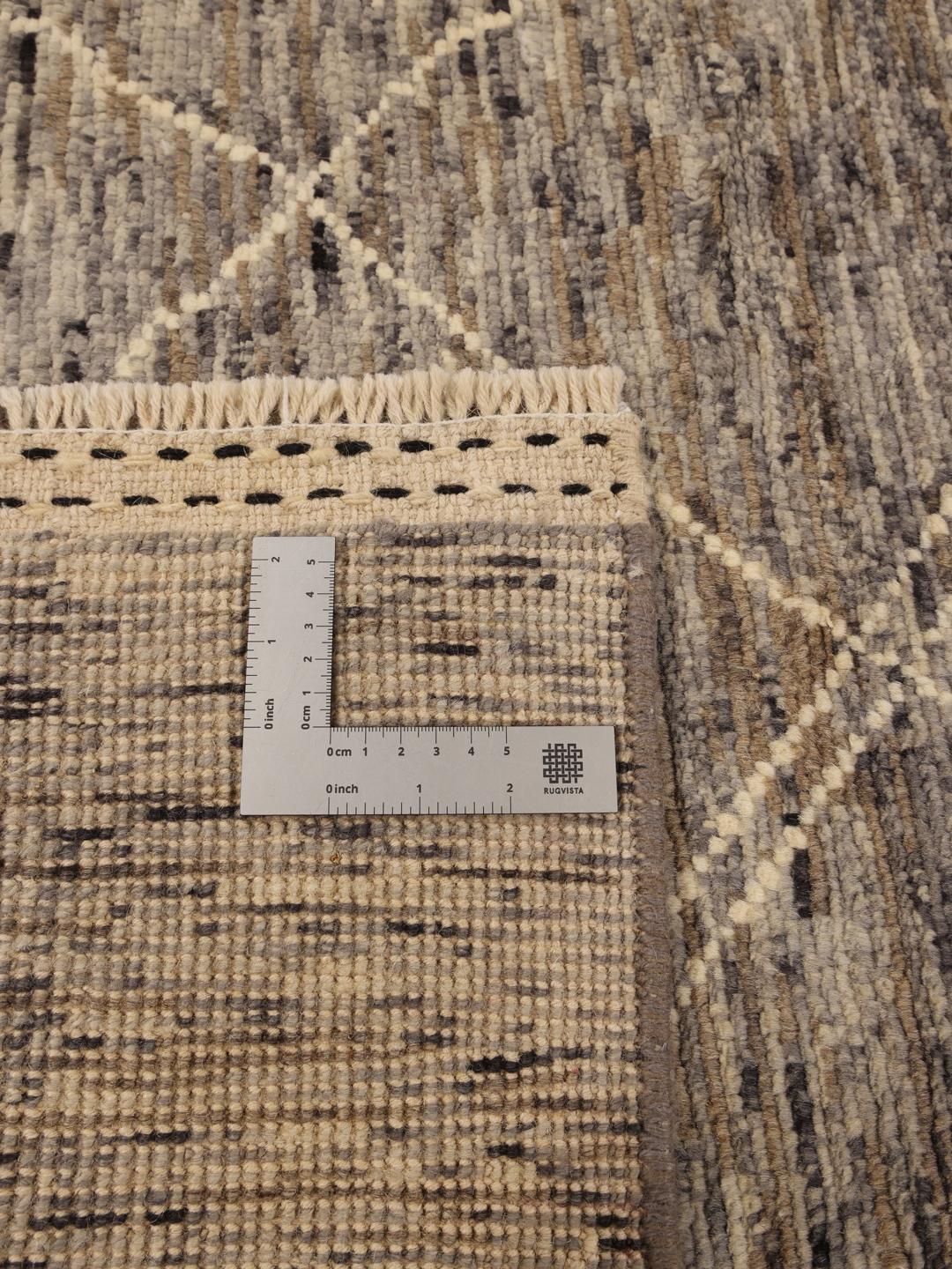Met de hand geknoopt tapijt in Berberstijl uit Afghanistan met een grijs ruitpatroon
