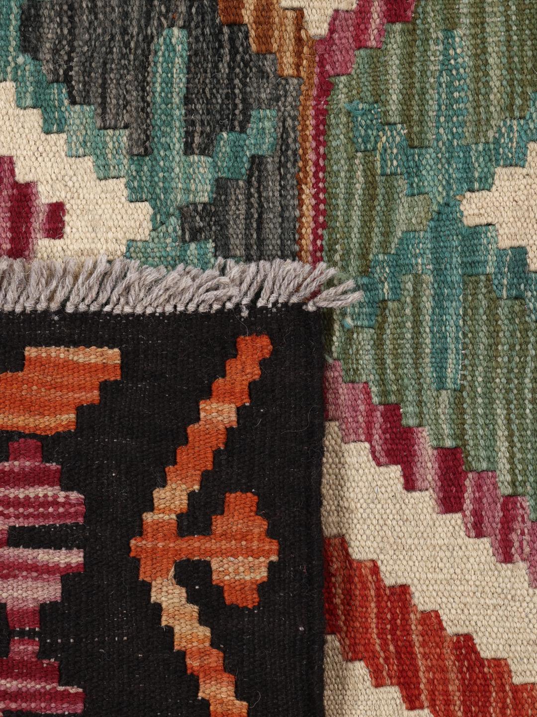 Groot handgeweven Afghan Kelim tapijt met een kleurrijk geometrisch ruitpatroon
