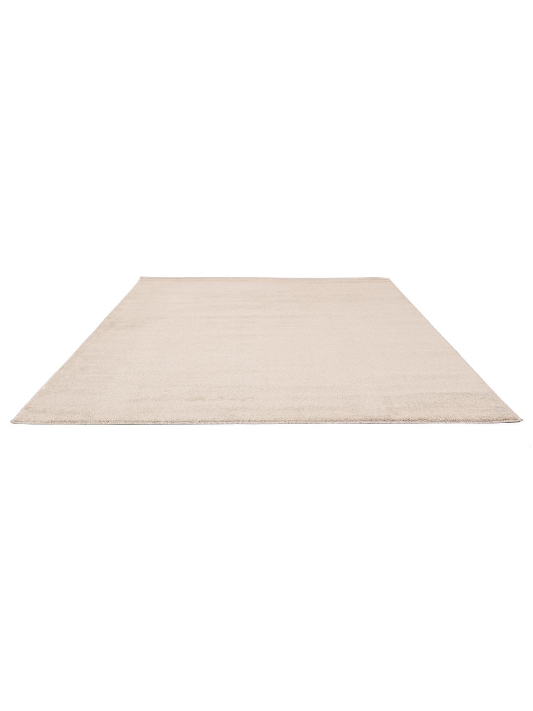 Beige tæppe med blød luv