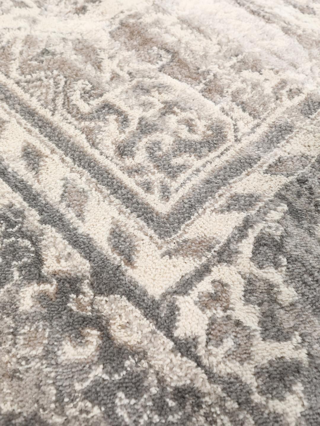 Tapis de couloir gris