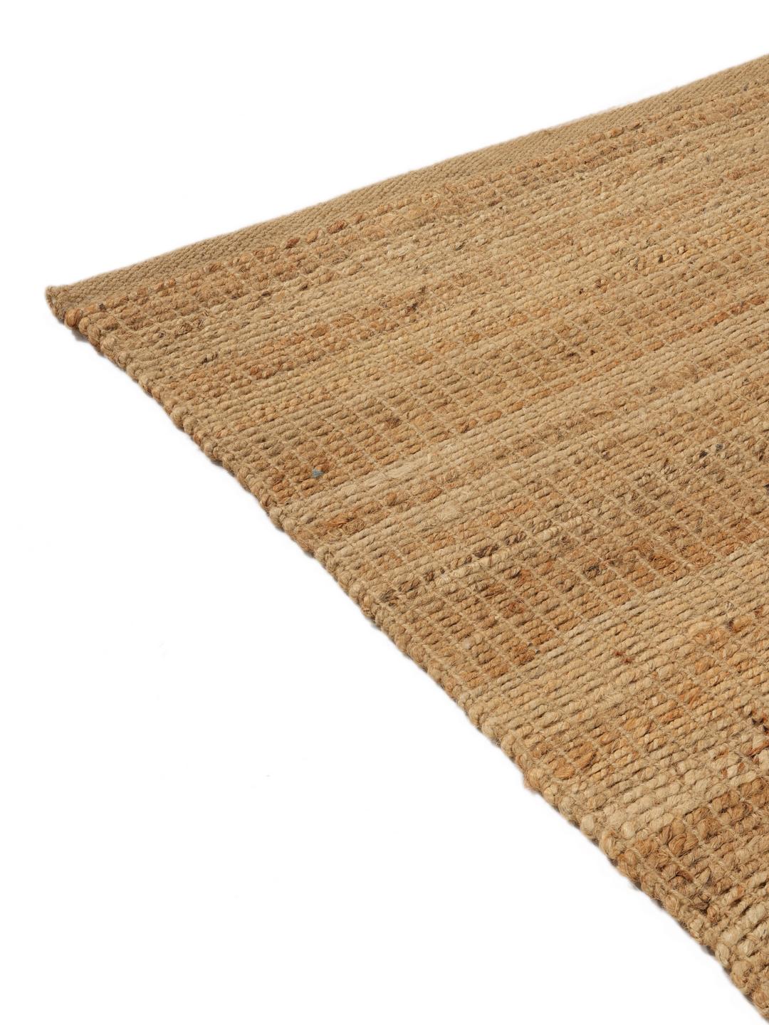 Tapis de couloir beige avec une texture tissée naturelle
