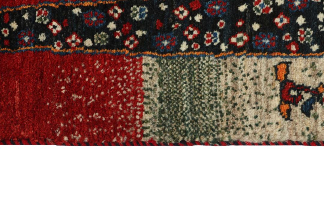 Gabbeh Fine - Black / Dark red - 119 x 186 cm