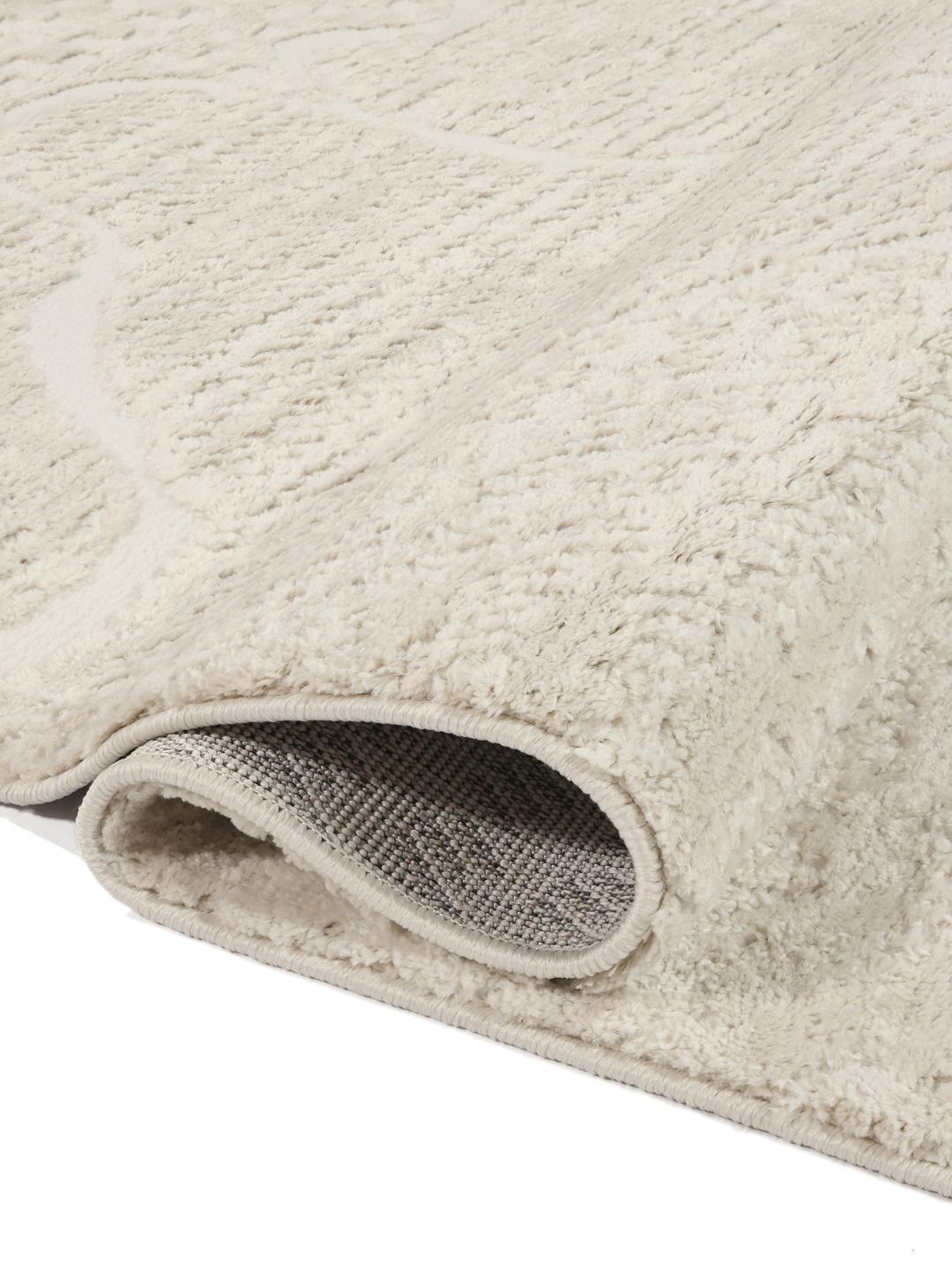 
    Bizac - Cream white - 160 x 230 cm
  