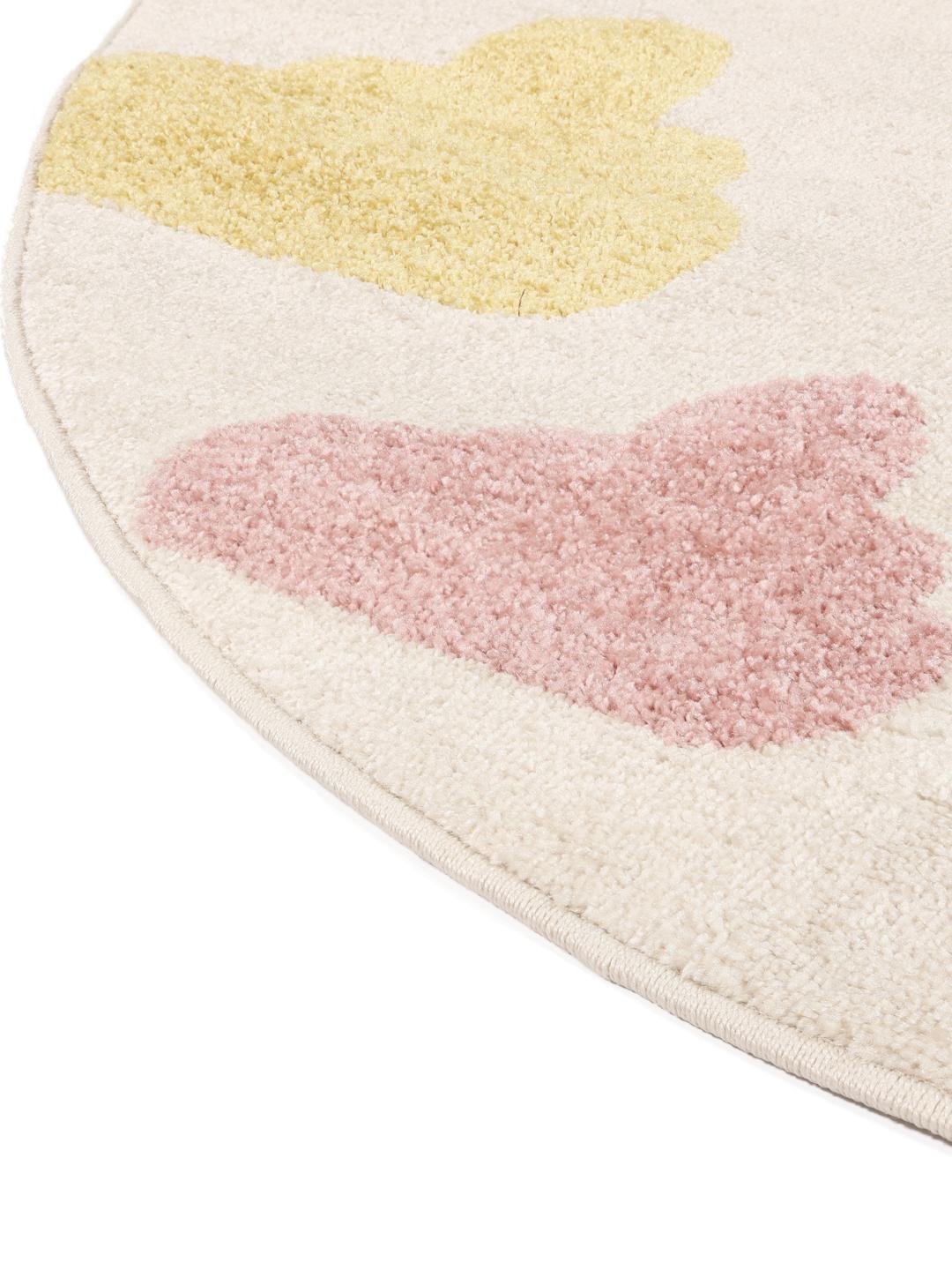 rundt beige og pink tæppe med varmluftballon motiv