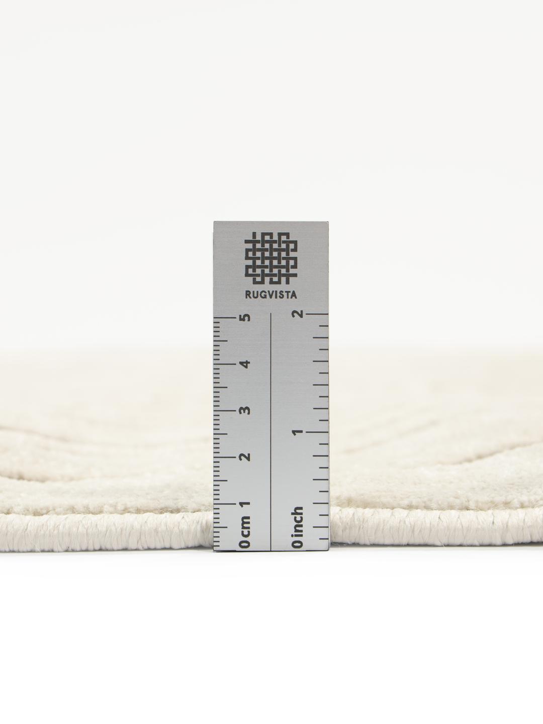 crèmewit vloerkleed met ruitpatroon