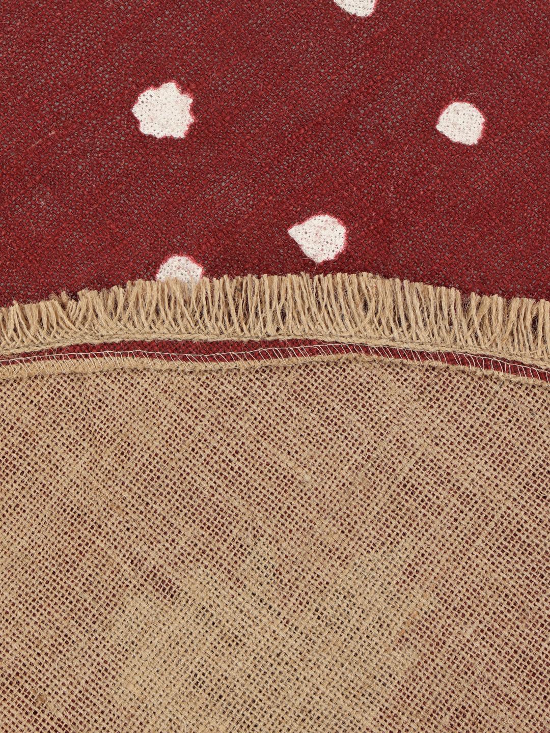 Winterland - Red / Beige - 120 x 120 cm