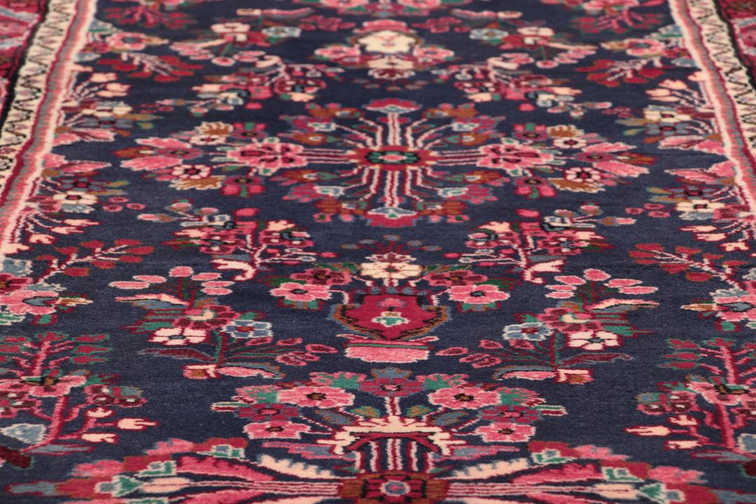 
    Hamadan - Black / Dark red - 102 x 401 cm
  