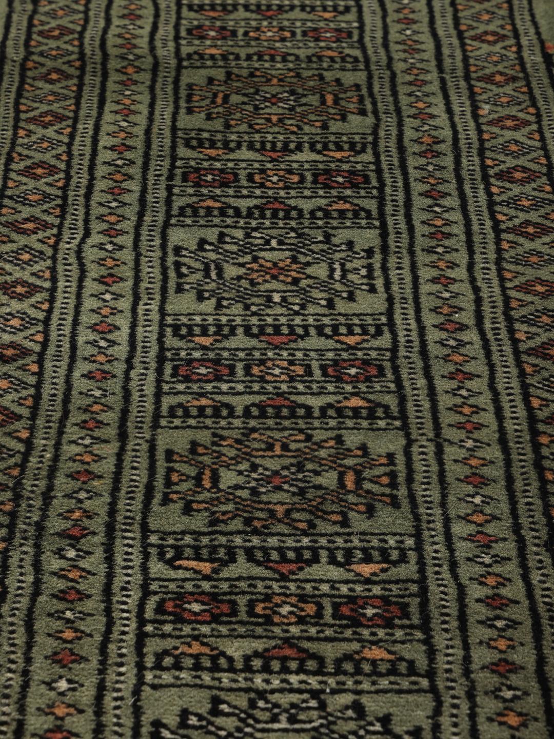 Pakistan Bokhara 3ply - Dark green / Black - 140 x 210 cm