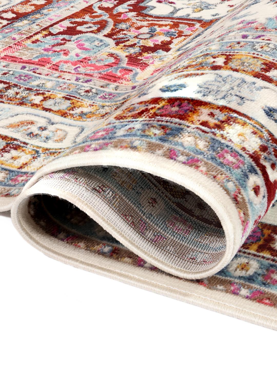Multicolor rug with a classic medallion pattern